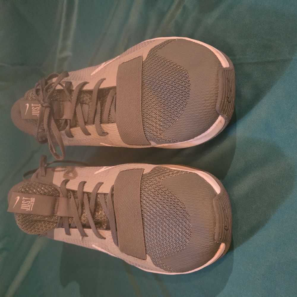 Nike Gray Athletic Shoes with Breathable Design
